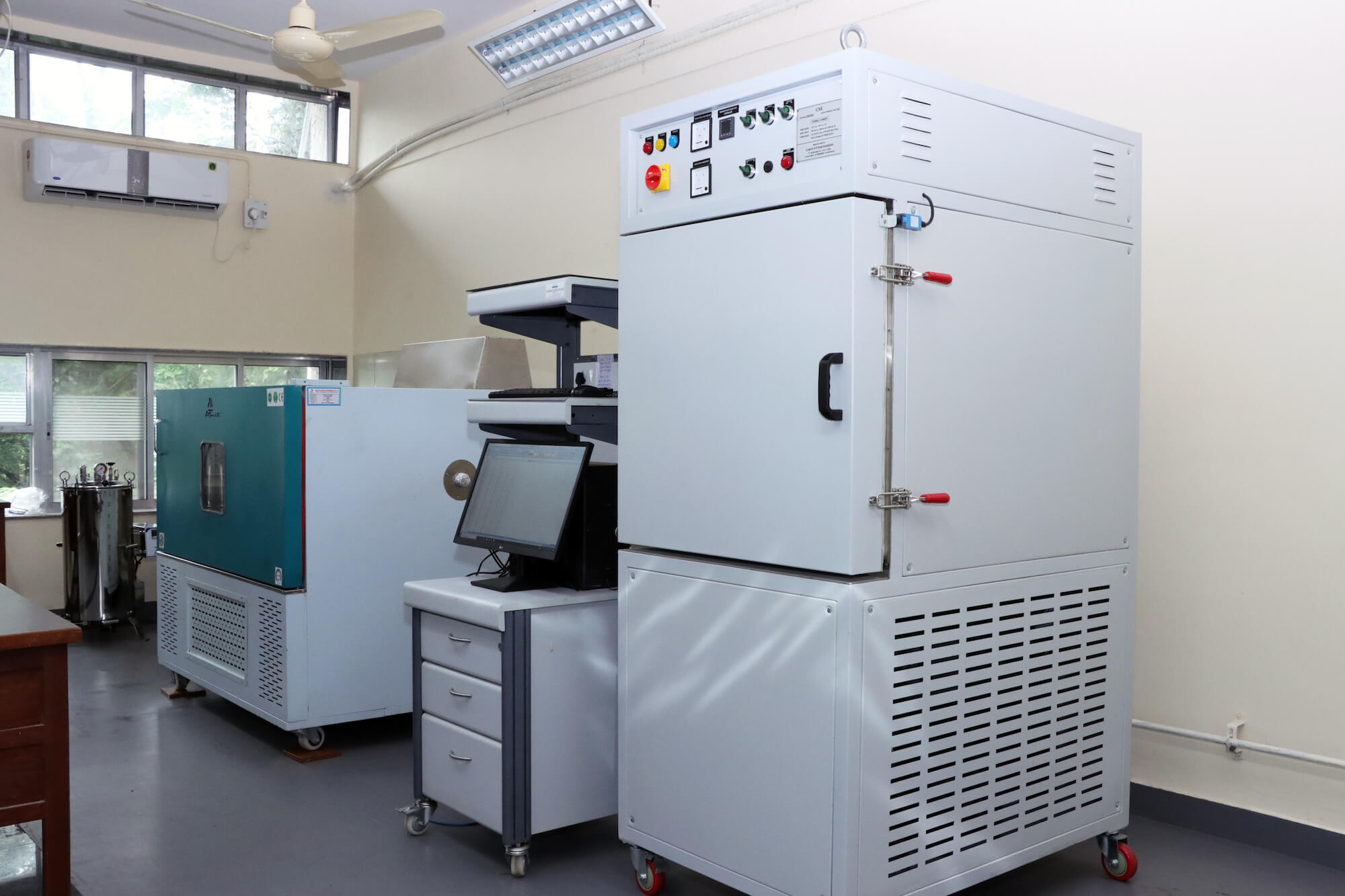 Climate and thermal chambers