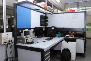 Students working in the lab